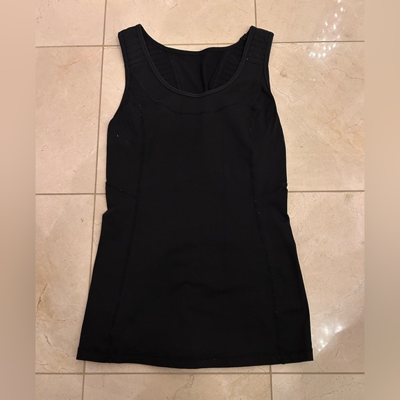 Lululemon Tank - Picture 1 of 3